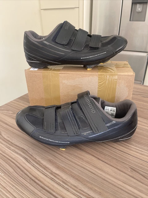 Shimano RP2 Fahrradschuhe sh-RP 200 SL UK 9 EU 44 Stollen Spinnen