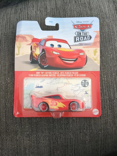 DISNEY PIXAR CARS Die Cast On The Road Trip Lightning McQueen 1/55 ...