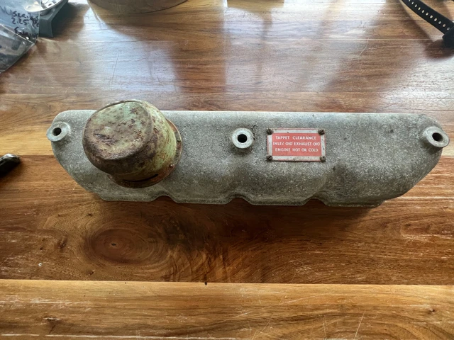Early Land Rover Series II 2.25 Petrol Valve Cover with Breather