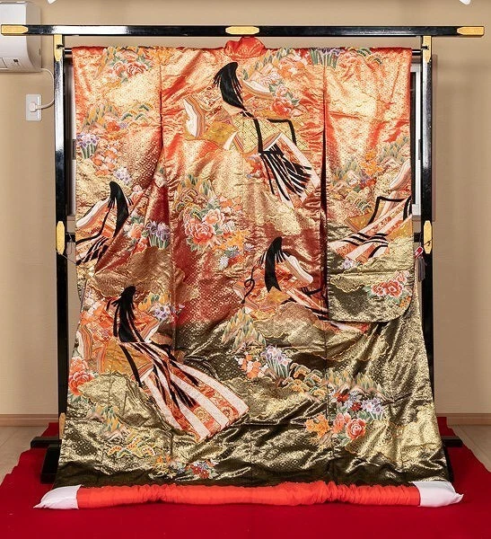 Japanese Kimono Uchikake Luxurious Wedding Embroidery Pure Silk Red Black K267