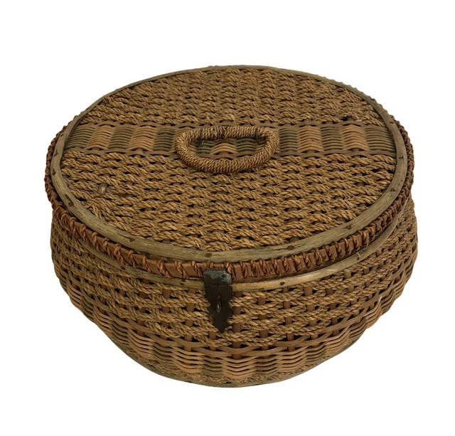Old Farmhouse Sewing Basket Round Woven Wicker Primitive Wood Bottom Notions Old Farmhouse Sewing Basket Round Woven Wicker Primitive Wood Bottom Notions