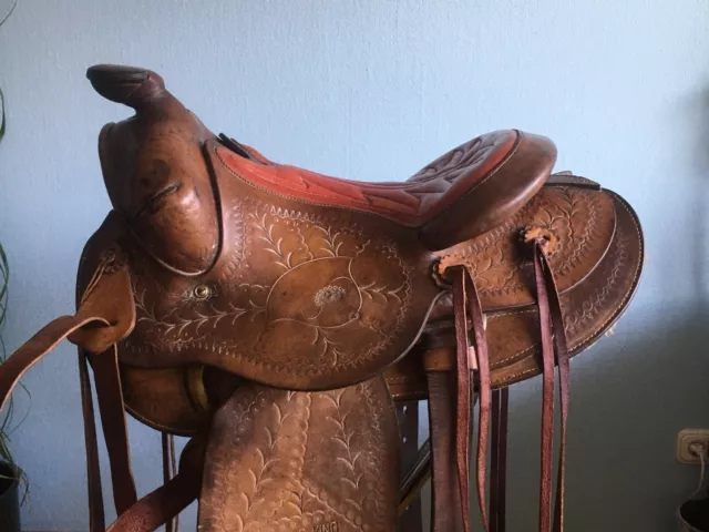 Westernsattel. Vintage 1950er Jahre. Saddle King of Texas. Leder top.