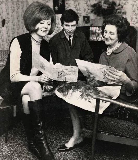 Singer and presenter Cilla Black with her brothe 1964 Old Photo