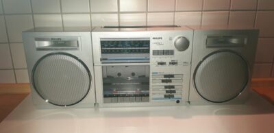 donatori di parti di ricambio PHILIPS Compact Compo-RADIO-Tape-ghettobuster 