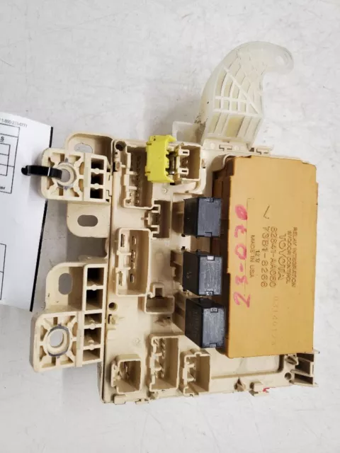 Toyota Camry LE, Fuse Box Cabin,1991-2001, 2.2L,4CYL, 5SFE,A/T, 82641-AA050