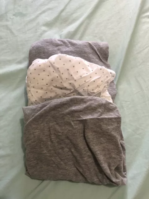3 x Baby Bassinet Fitted Sheets - Grey Stretch & White Spotted Cotton
