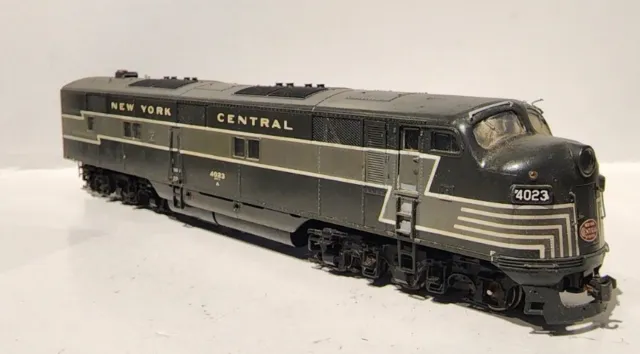 Life-Like Proto 2000 HO E7 Locomotive New York Central #4023