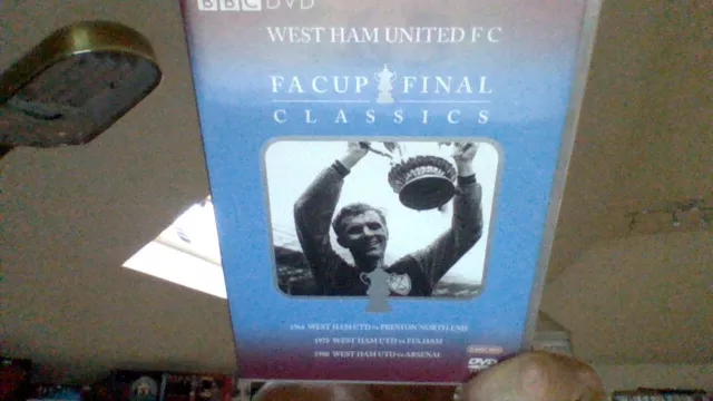 - West Ham United fa cup final classics 2 x DVD  64/75/80 / dvd 285 mins