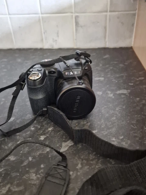 Fujifilm FinePix S Series S2500hd Digital Camera - Black
