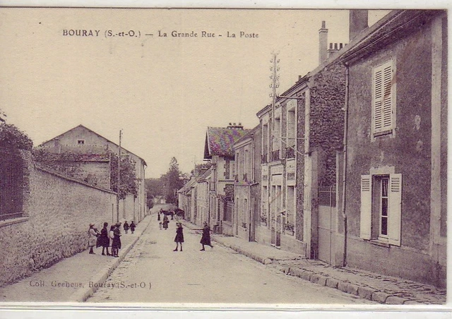 ORSAY ( 91 ) CPA / RUE DE PARIS, HÔTEL DE LA BOUVECHE / PUBLICITÉ BOUILLON KUB