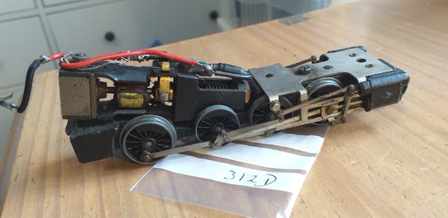 Hornby Dublo  3 Rail  Class 8F  Motorised  Chassis             312D