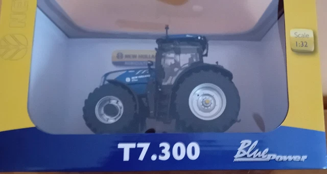 Universal Hobbies 1/32 UH6604 - New Holland T7.300 Bleu - Occasion