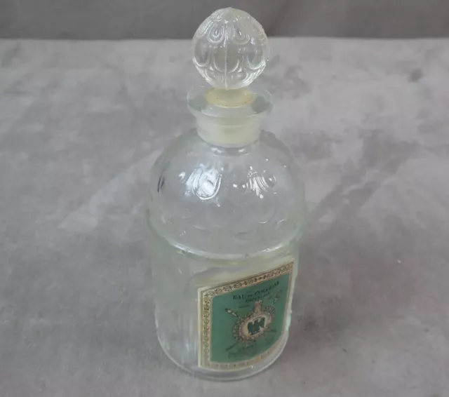 FLACON DE PARFUM, ancien. EAU DE COLOGNE.