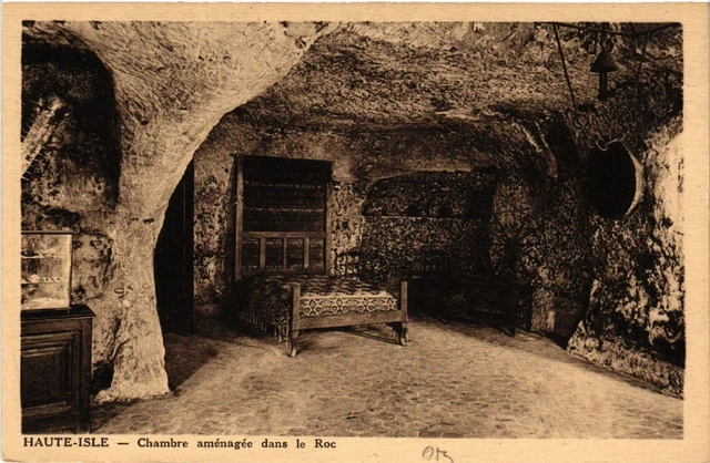 CPA HAUTE-ISLE - Chamber amenaege dans le Roc (519647)