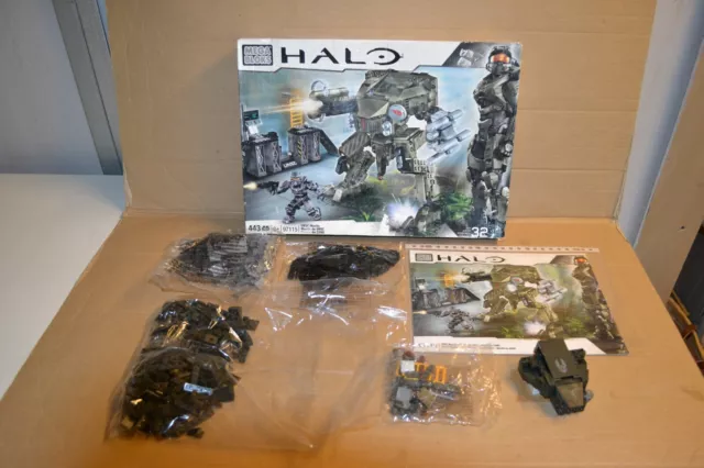 LOT DE PIECES  MEGA BLOKS HALO 97115  dans l'etat  pour pièces .