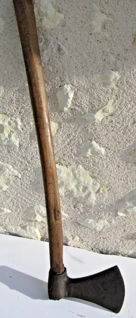 Hache / Tête De Hache Ancienne En Fer Forgé à La Main - Outil Vintage Rustique E36 - Pour Collection