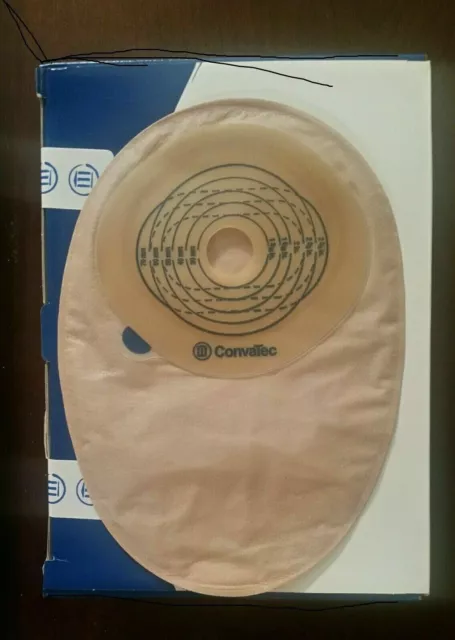 CONVATEC OSTOMY 20-70 mm -13/16 23/4in  1 BOX-30 BAGS/ POUCH / UNITS REF: 416701