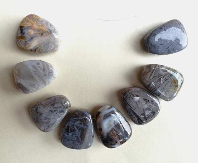 Stunning SILVER NEEDLE AGATE 30mm Focal Beads- 8 Chunky Beads