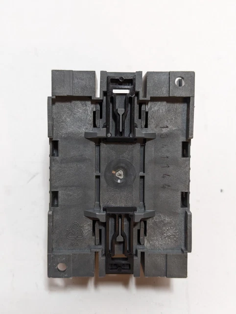 ABB OT30F3 Non-Fused Disconnect Switch - 30 Amp, 3-Pole, Industrial Grade