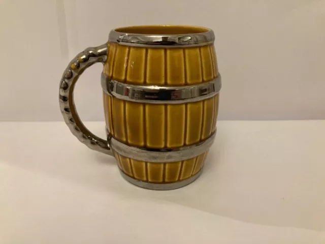 Vintage WADE Tankard or Mug with  Brown Barrel & Silver Banding Effect 12cm