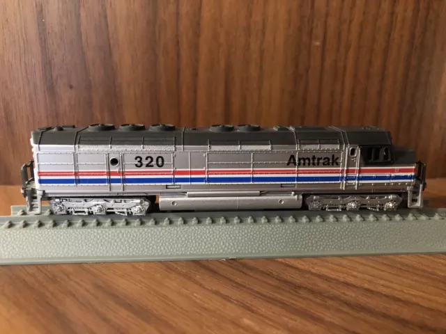 Del Prado N Gauge 1/160 Scale Model Engine - Amtrak FP-45 - USA