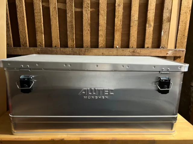 ALUTEC Aluminiumbox  Serie A 81l (775X375X320mm, staub-/spritzwassergeschützt)