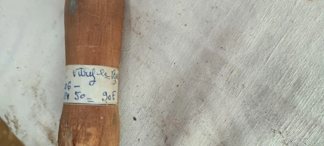 RARE PORTE SELLE CHEVAL EN FER FORGE et FONTE