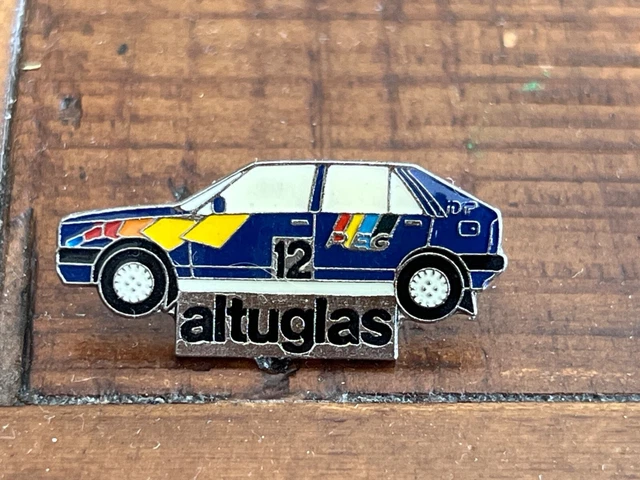 Pin's Lancia Delta Rallye – Sponsor FINA – Email – Occasion – Collection Voiture Course