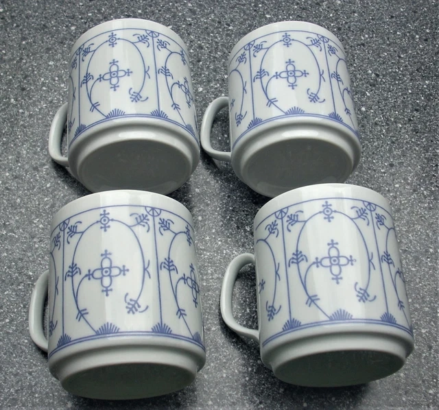 S 4 Stück Kaffeebecher Kaffeetassen weiß blau - indisch blau? - Strohblume?