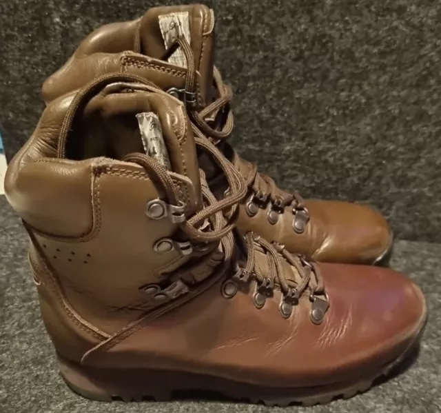 Iturri Patrol Boots Brown Leather Combat British Military - Size 4 M Female