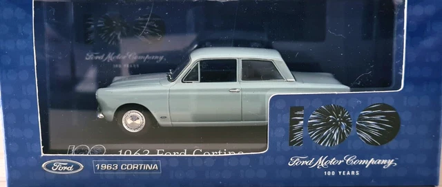 Ford Capri 1969 - Minichamps 1/43 édition 100 Ans Ford - Modèle Gris Neuf