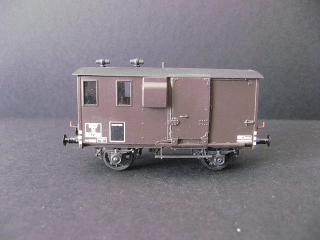 HUET VOITURE 3 ESSIEUX MODERNISEE 2/3EME / AMF87 (CF