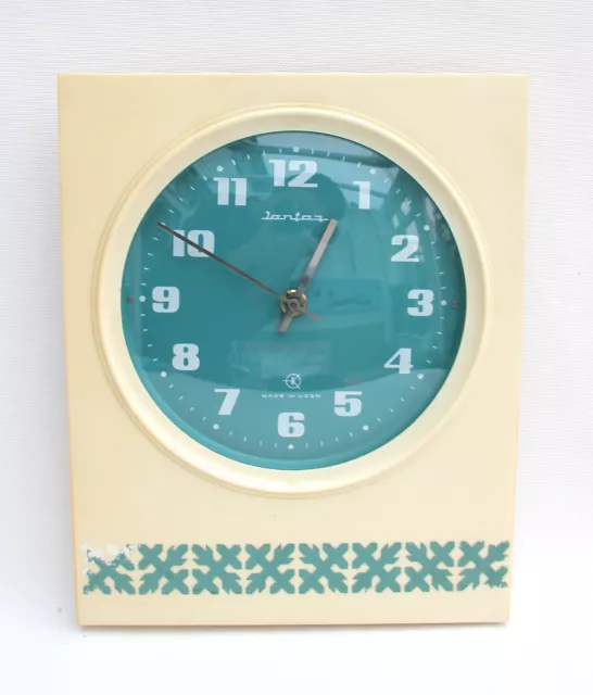 Vintage 1960s Jantar USSR white plastic quartz wall clock • not working