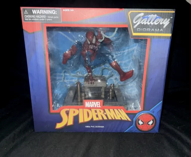 Marvel Spider-Man 1990's Diamond Gallery PVC Diorama Statue Diamond Select Toys