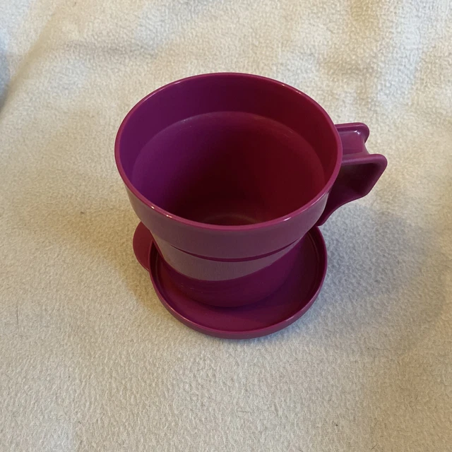 Tupperware Mug Dans Boites Hermétiques Pour Le Rangement De La Cuisine