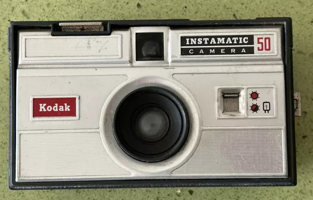 Ancien Appareil photo Vintage KODAK instamatic camera 50