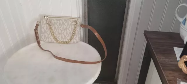 MICHAEL KORS PURSE w/Strap and Chain Monogram Great Condition $29.93 ...