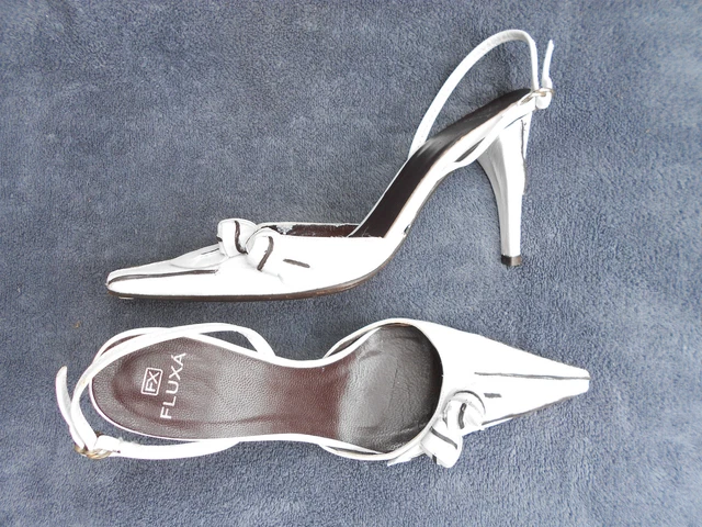 Escarpins CHARLES JOURDAN Talons Hauts Ouverts Dos Velours Ivoire T. 37