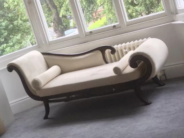 Chaise Lounge - vintage / Antique