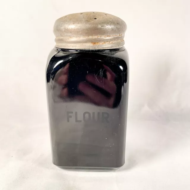 Agitador de harina de vidrio Mckee negro vintage
