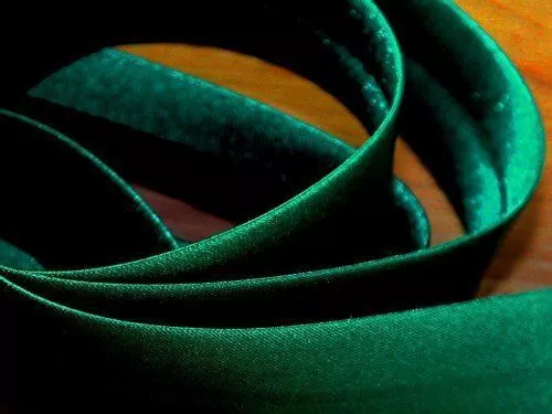 KRAFTZ® 25mm 25m Satin Bias Binding Dress making Tape Green