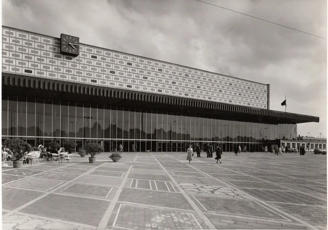 FOTO  Bhf Braunschweig 60er Jahre Staatsbank  ca.17x24  (AGF467)