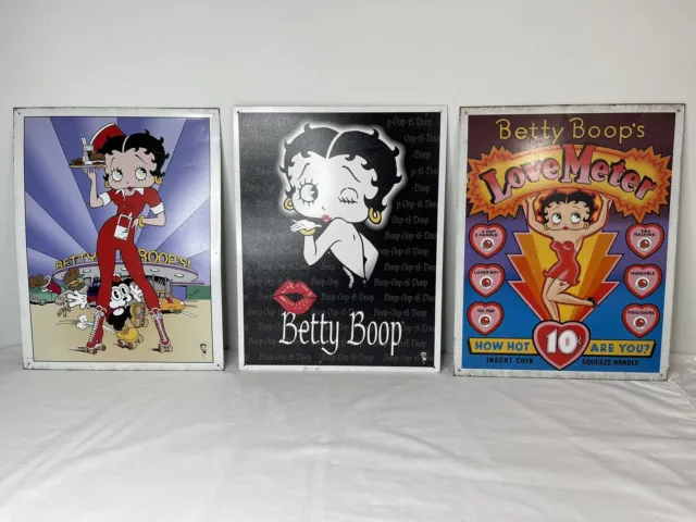 Betty Boop Diner Waitress Blowing a Kiss Love Meter Metal Tin Signs Collectibles