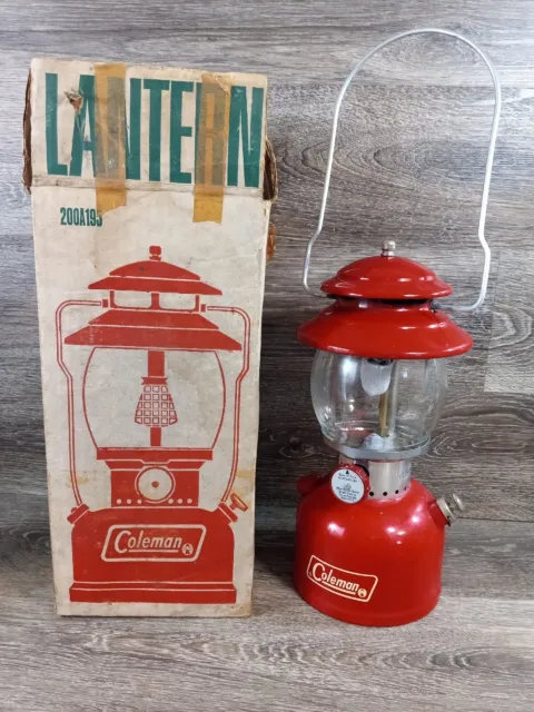 Clean Coleman Single Mantle Lantern Model 200A dated 6/71 1971 w/Box