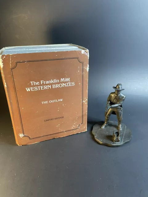 Franklin Mint Western Bronze 1976 Limited Edition The Outlaw 4.5” Figurine