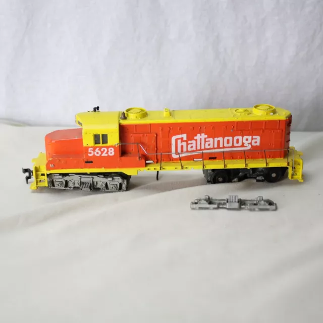 HO Scale Chattanooga EMD Electric Diesel Locomotive 5628 for PARTS/REFURBISHMENT