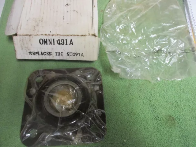 New NOS OMNI 491A / St491A Bearing & Housing (1) Farm Baler Equipment Etc Disc