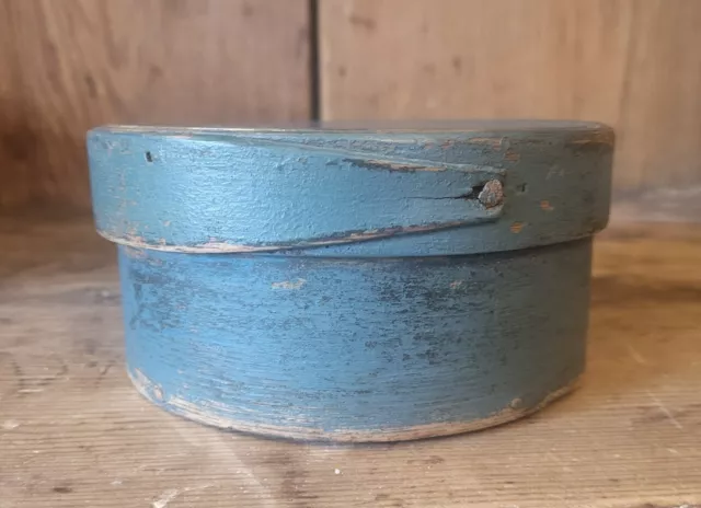 BEST Antique Primitive 5 Inch One Finger Pantry Box Teal Old Paint AAFA