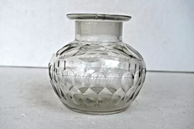 Ancien Coupe Vase en Verre Théière Cristal Petit Miniature Décoratif Collection