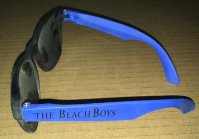 BEACH BOYS Limited VINTAGE 1996 MINT PROMO SUNGLASSES w/ BAND LOGO for Stars CD